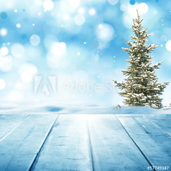 Winterhintergrund mit Baum