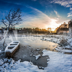 Erster Schnee bei Sonnenaufgang