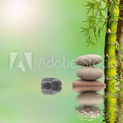 composition zen, bien-être, bambou et galets