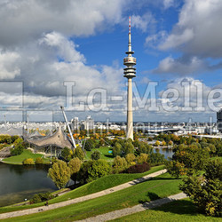 Olympiagelände München im Herbst