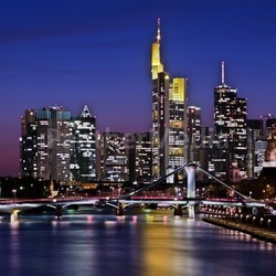 blue mainhatten