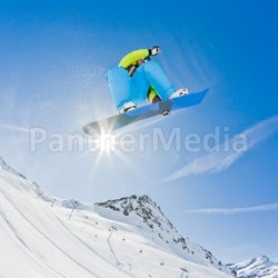 Snowboarder