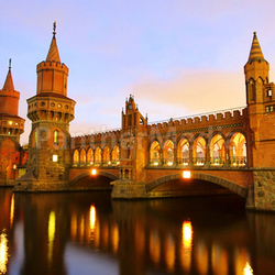 berlin oberbaumbrücke - berlin oberbaum bridge 01